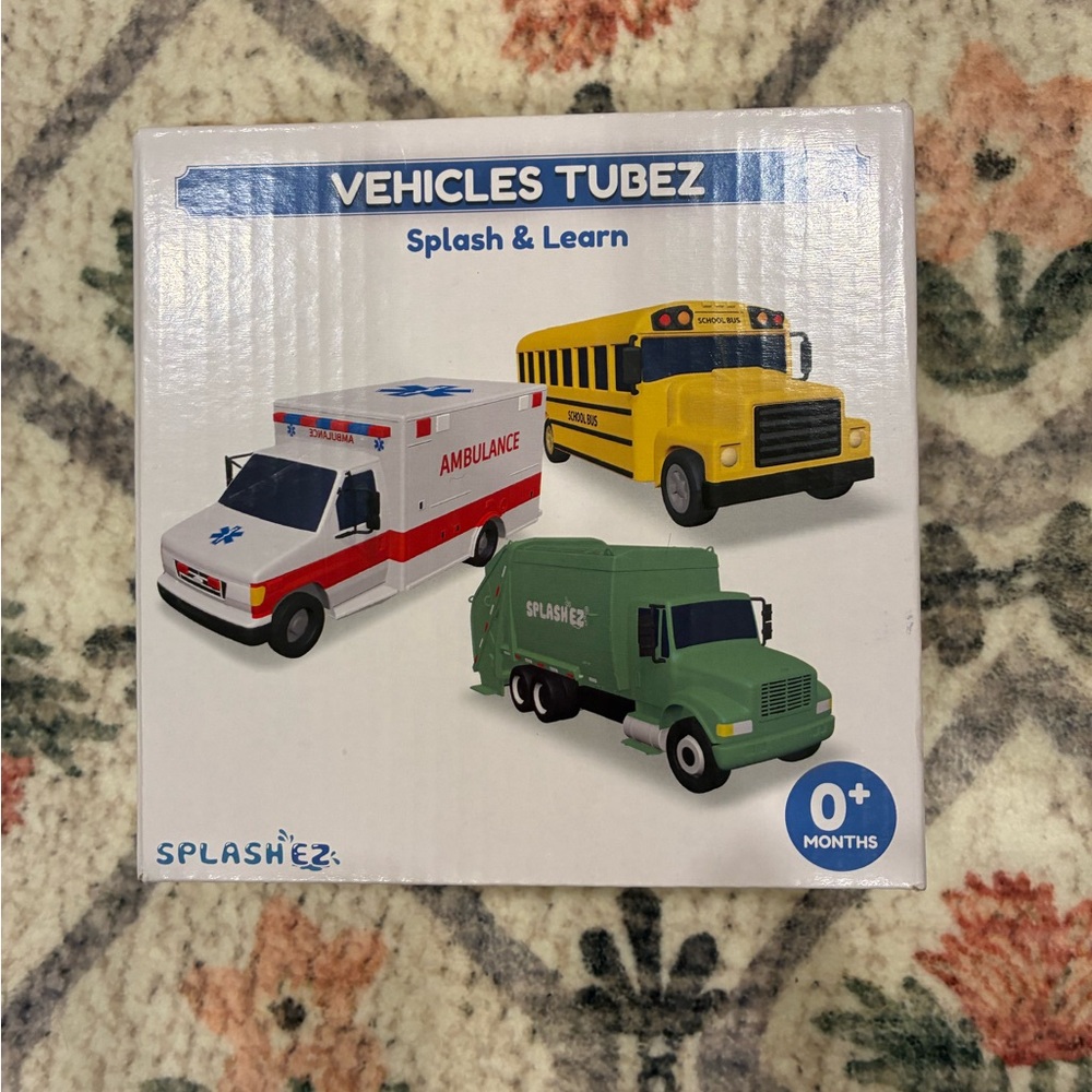 Splash & Learn Vehicle Tub Toys - Ambulance, Bus, Garage Truck Set